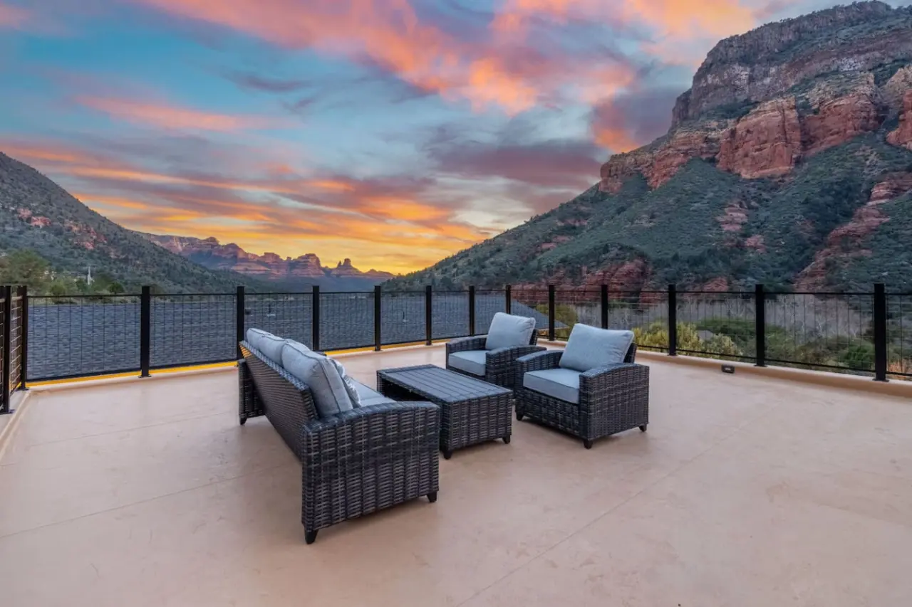 Sedona Top of the World Retreat | Oak Creek Canyon Views