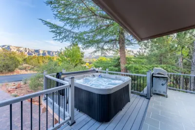 Sedona Oasis:10 Guests|HotTub|Views|Trail|FirePit