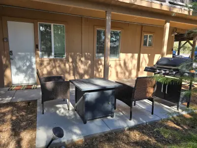 Sedona Studio W/D Patio Firepit