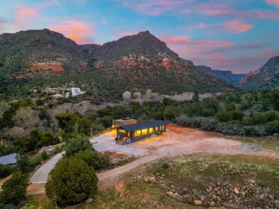Sedona Top of the World Retreat • Oak Creek Canyon