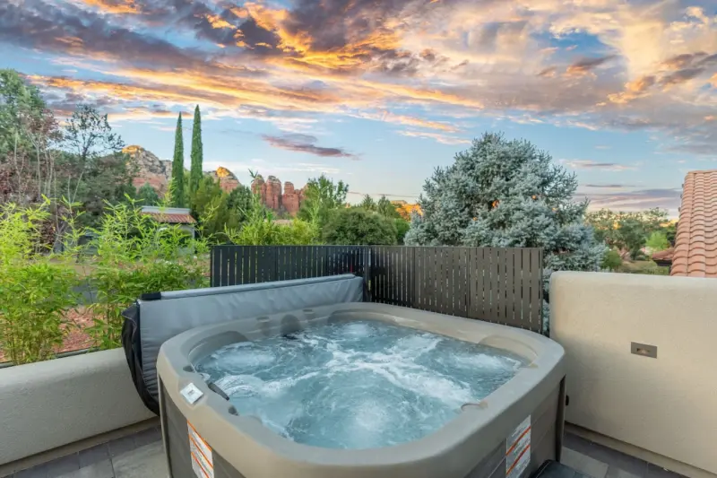 Sedona Luxury Mountain Views, HotTub, Rooftop Deck photo 14