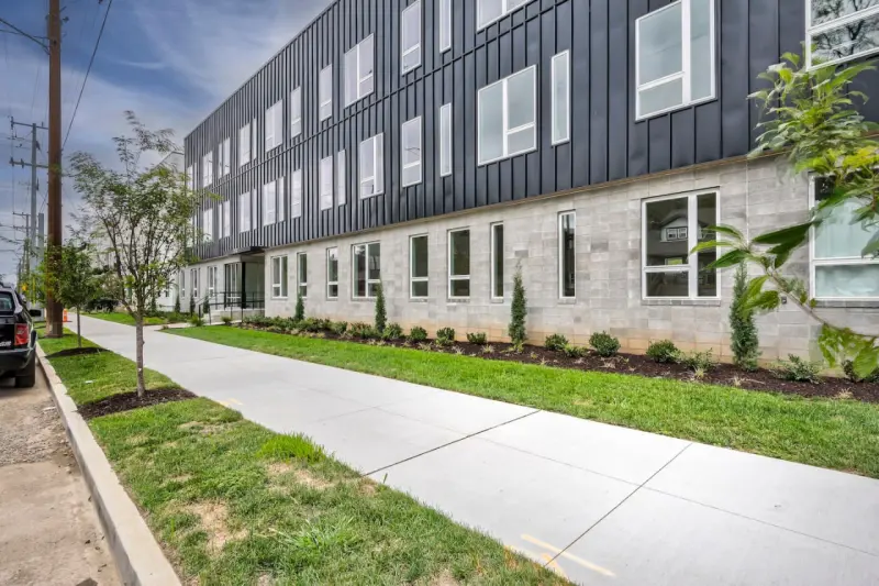 Cozy East Nashville Condo with Rooftop Deck Access photo 13