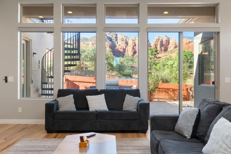 Luxury Sedona: Deck, Views, Hot Tub & Game Room photo 9