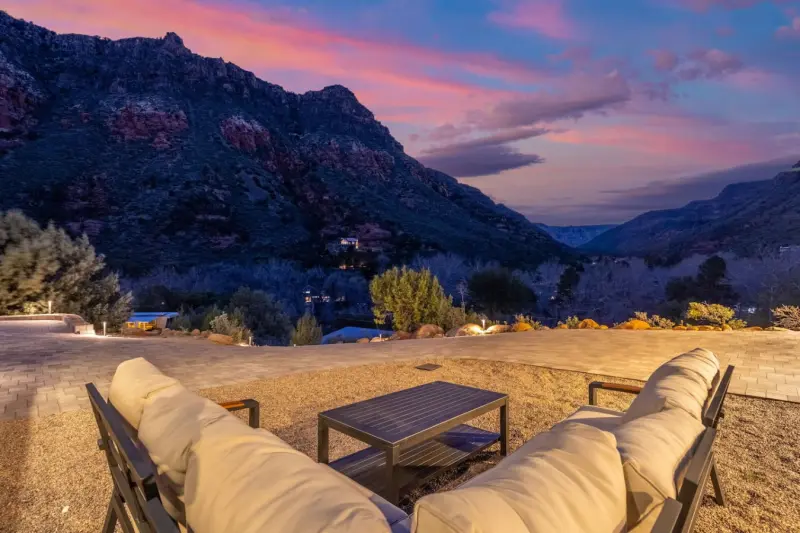 Sedona Top of the World Retreat • Oak Creek Canyon photo 17