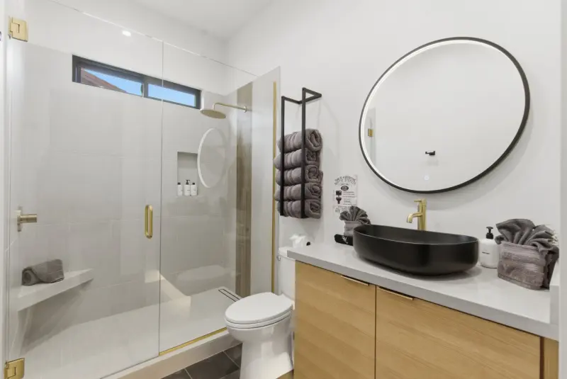 Modern Sedona Getaway | New Build/ Hot Tub + Games photo 24