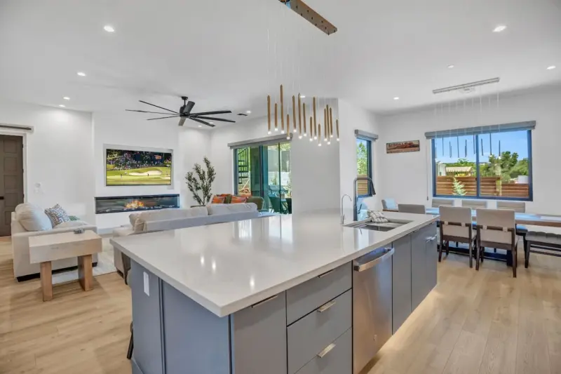 Modern Sedona Getaway | New Build/ Hot Tub + Games photo 12