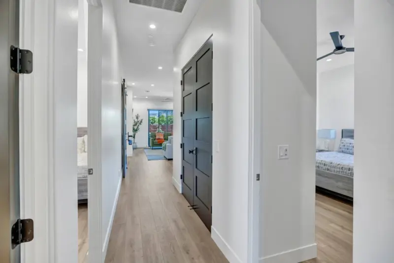 Modern Sedona Getaway | New Build/ Hot Tub + Games photo 48